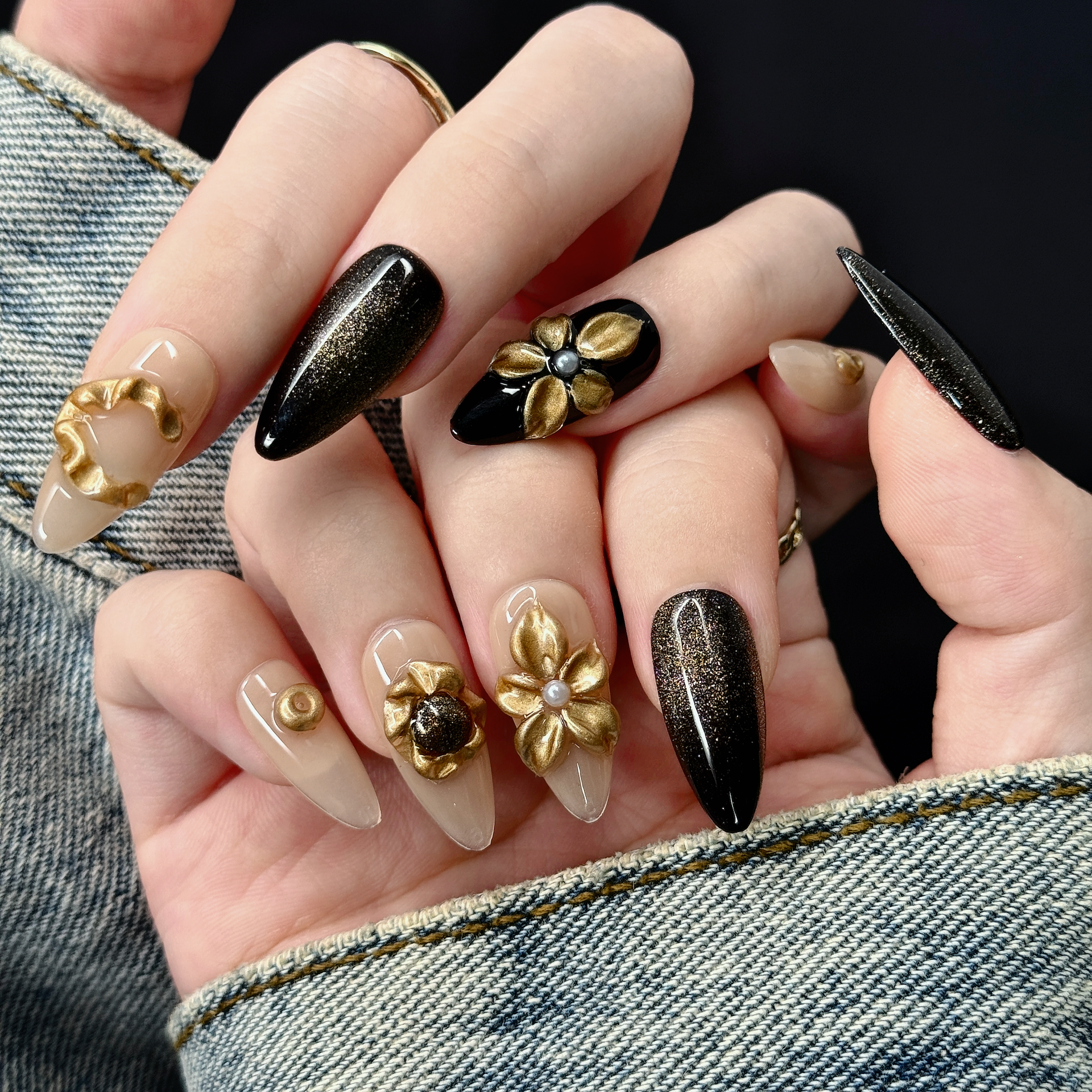 Golden carve(A0058)